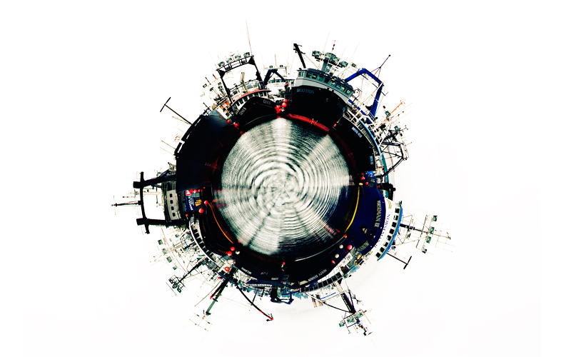 Illustration for article titled 74 Phenomenal Panoramic Planets